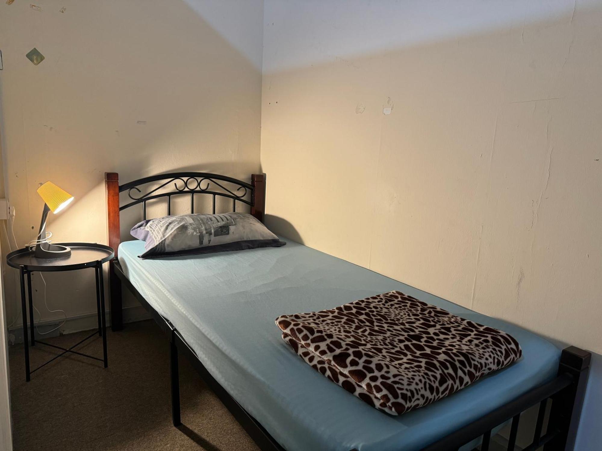 Backpacker's Bed - No Parking Space Homestay *